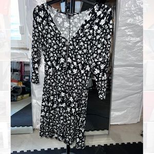 Express Floral Spring Dress Small - Women | Color: Black | Size: S